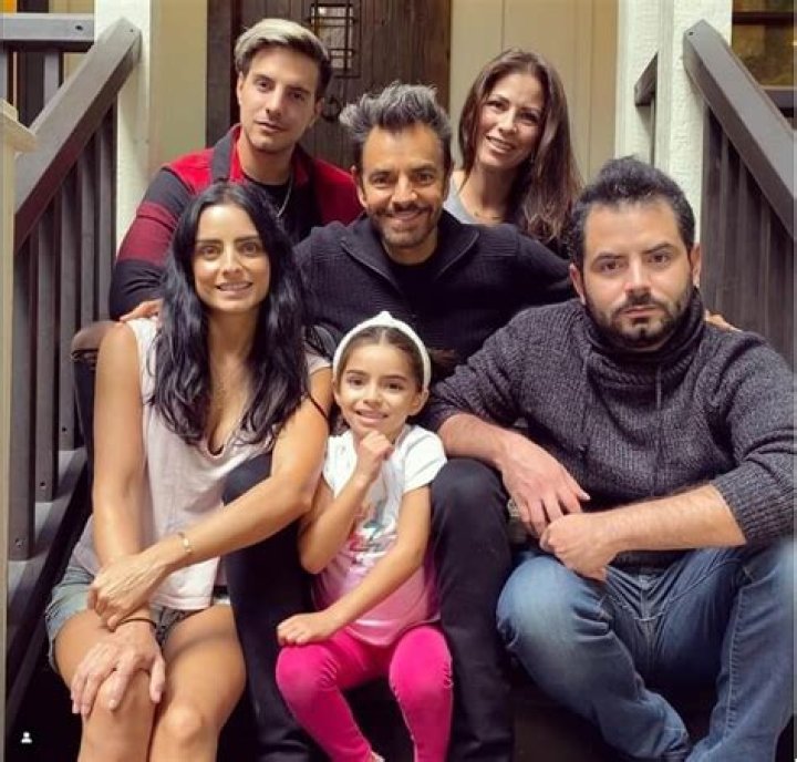Exploring Eugenio Derbez's Net Worth And Wife
