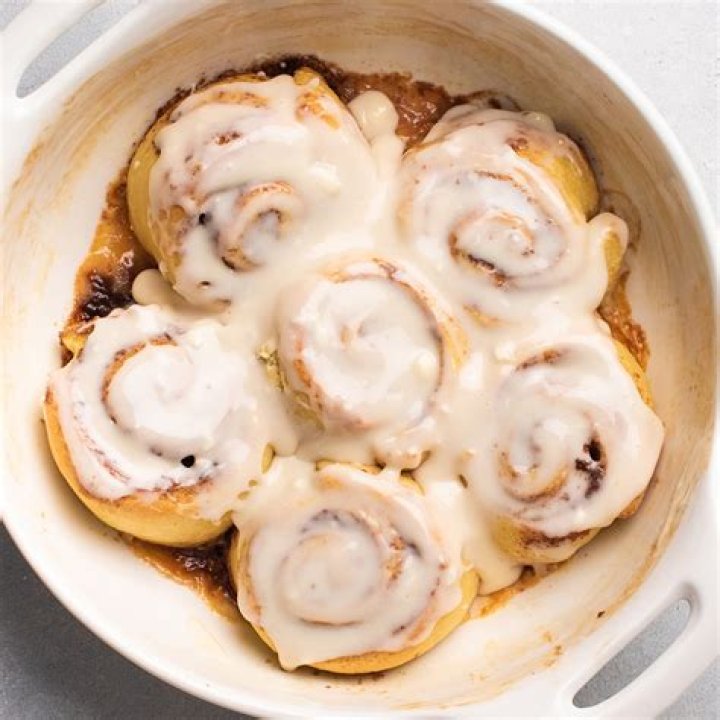 How to Open Cinnamon Rolls Without Ruining Them