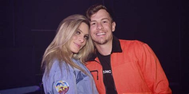 Lele Pons is clearly her boyfriend Guaynaas Chica Ideal in 2022 Thu 21 July 2022 13:48 He