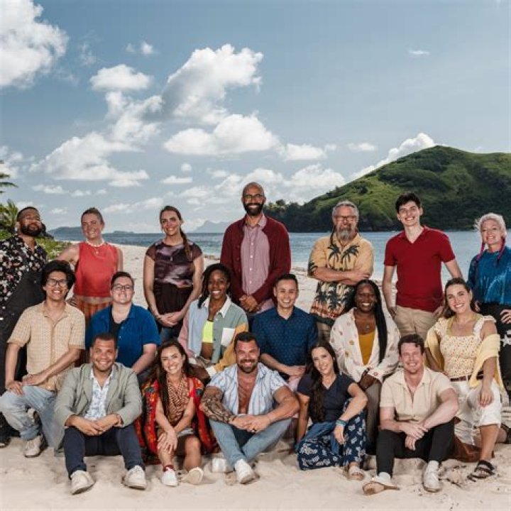 The Challenges Desi compares living conditions to those on Survivor Wed 3 August 2022 21:00