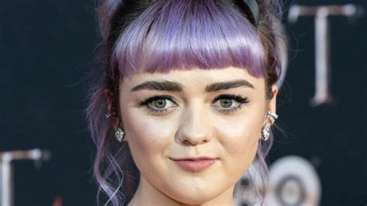 Uncover The Truths Behind "How Tall Is Maisie Williams": A Journey Of Discovery