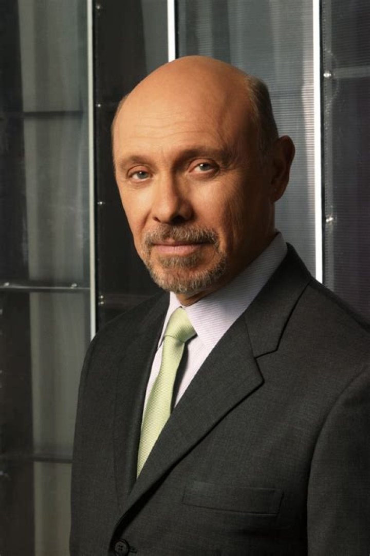 Unveiling Hector Elizondo's Net Worth: A Journey Of Success