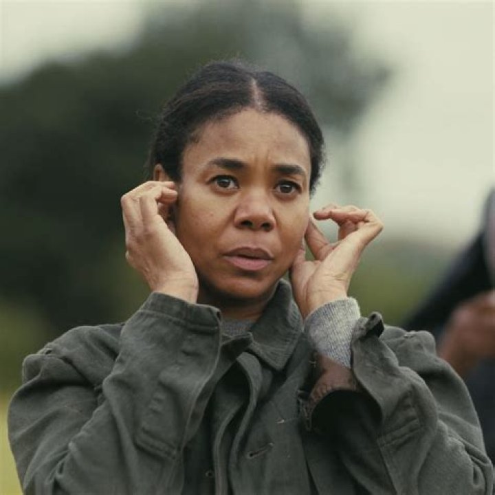 Unveiling The Inspiring Life Of Regina Hall's Mother