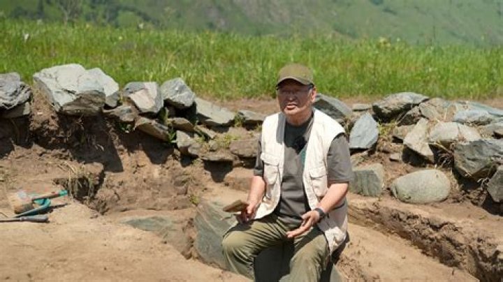 Unveiling The Man Behind Jennifer Lewis: Discoveries And Insights